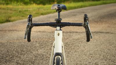 Trek Domane AL 5 58 Matte Trek Black Produktbild 16